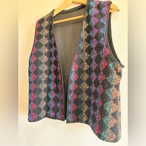 Womens Multicolor Diamond Pattern Vest - Black Base